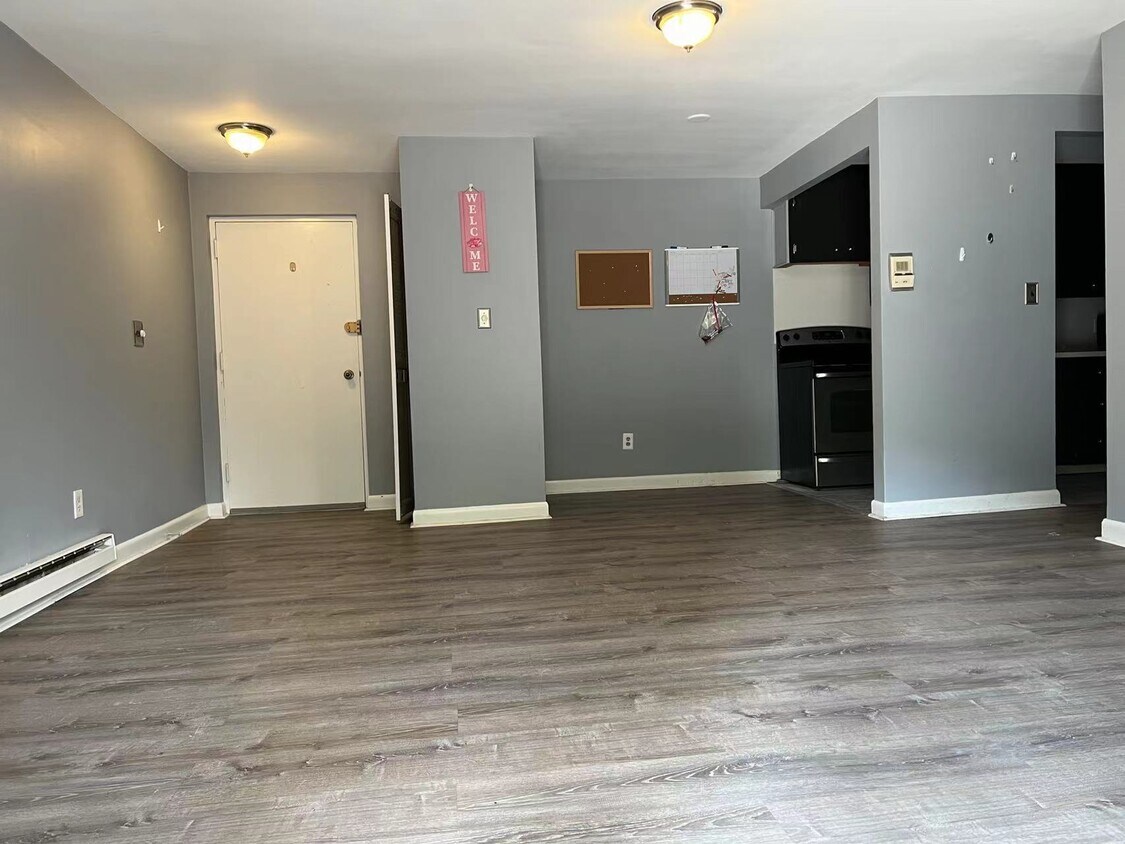 95 Fountain Ln Unit 5, Weymouth, MA 02190 Condo for Rent in Weymouth, MA