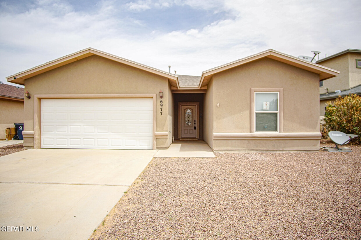 Primary Photo - 6977 Jericho Tree Dr