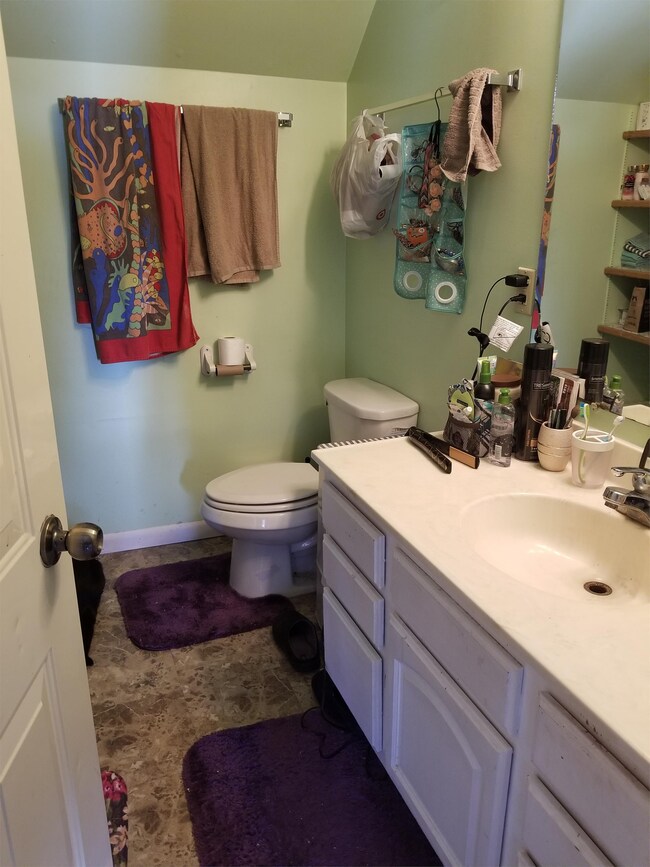 Foto del edificio - 820 Beltrami Ave NW