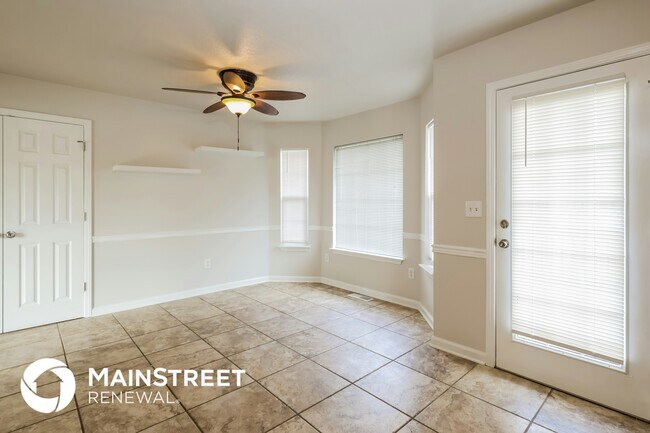 Foto del edificio - 161 Drake Dr