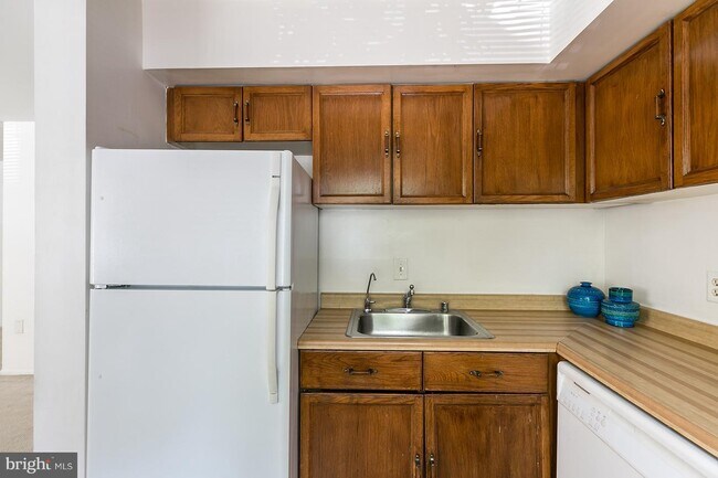 Foto del edificio - 3342 S 28th St