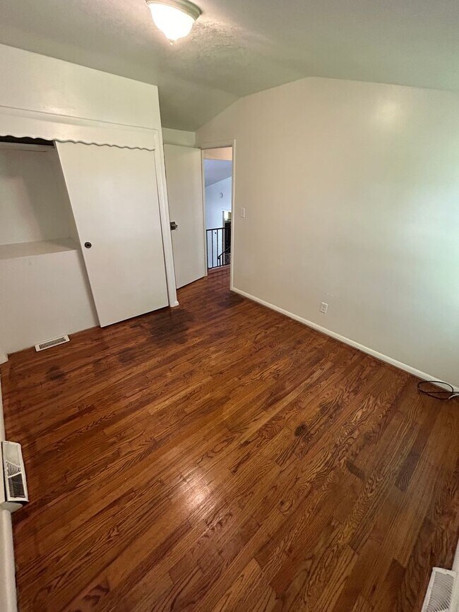 Foto del edificio - 11301 Herrick Ave