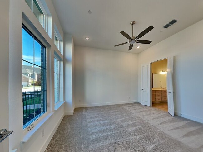 Building Photo - 4221 Reeder Ridge Way