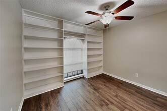 Building Photo - 7709 Silveridge Dr