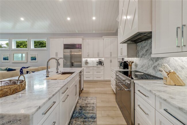 Foto del edificio - 5130 Alpha Ct