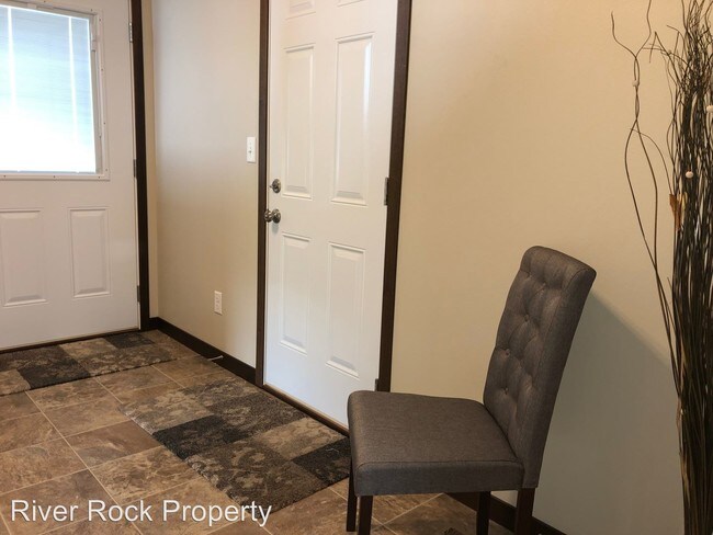 Foto del edificio - 3 br, 2 bath House - 3327 30th St S