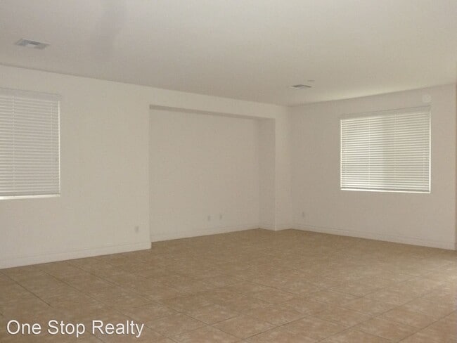 Foto del edificio - 4 br, 3 bath House - 9689 Kampsville Ave