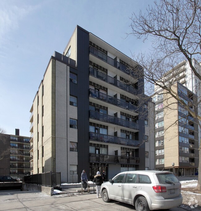 Parkdale Apartments Apartments 60 Tyndall Av Toronto, ON