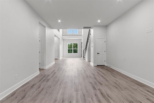 Building Photo - 12439 Texas Army Trail