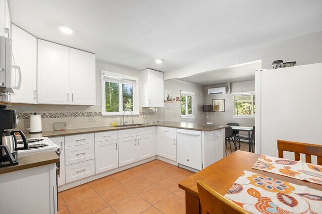 Foto del edificio - Charming 2bed/1.5bath Bungalow near Wash Park
