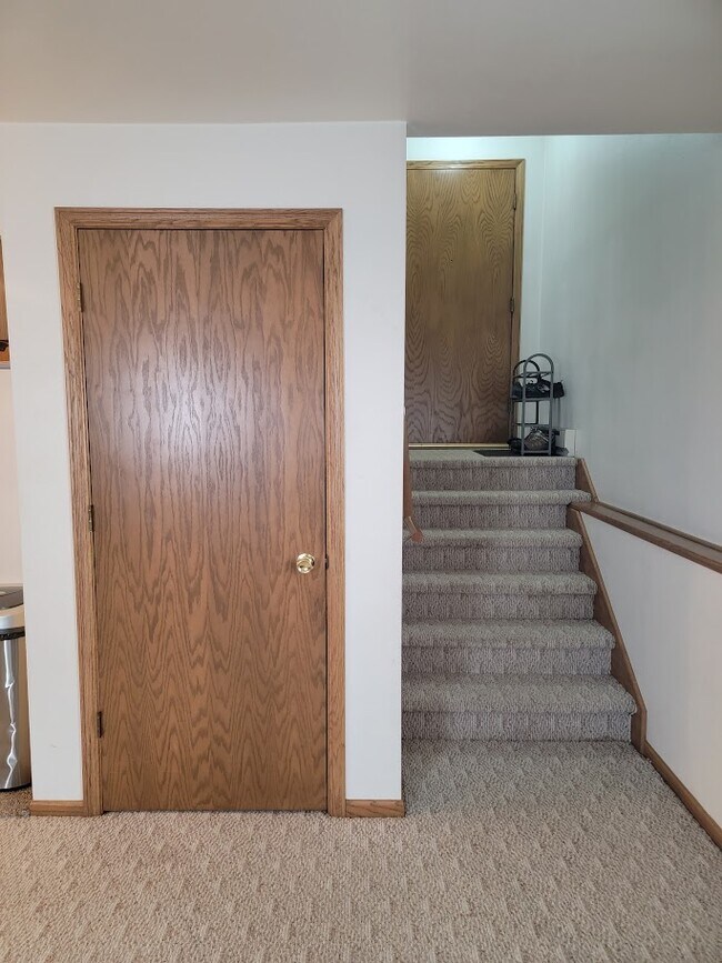 1304 Dewey St Unit 3, Kiel, WI 53042 Apartments in Kiel, WI