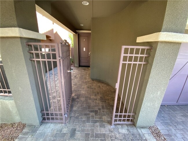 Building Photo - 11239 Filmore Heights Ct