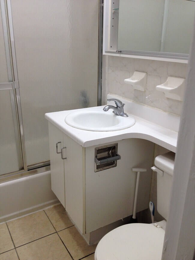 Foto del edificio - 7615 113th St