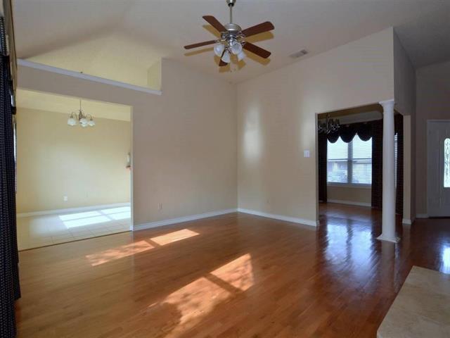 Building Photo - 649 Johnson Dr