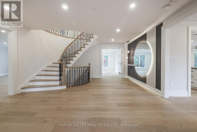 Building Photo - 34 Fifeshire Rd