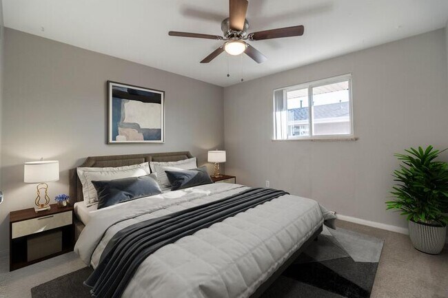 Building Photo - 1652 Routt St