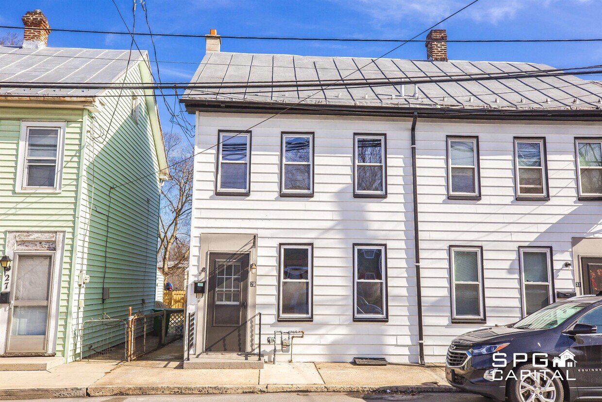 29 S Spring Garden St, Carlisle, PA 17013 House Rental in Carlisle