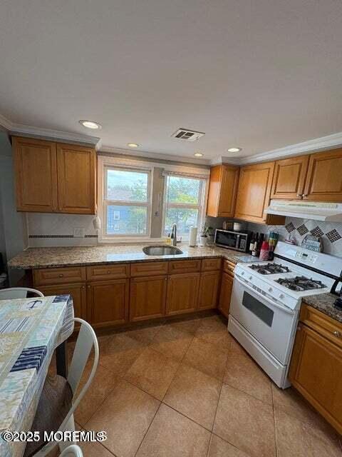 Foto del edificio - 217 Blaine Ave