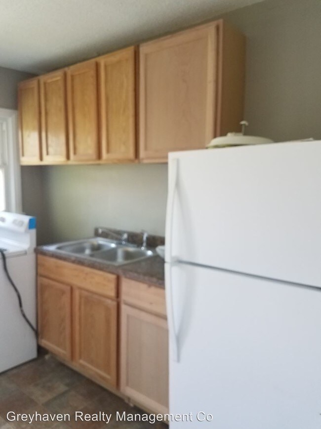 Foto del edificio - 5109 Sunbeam Ave