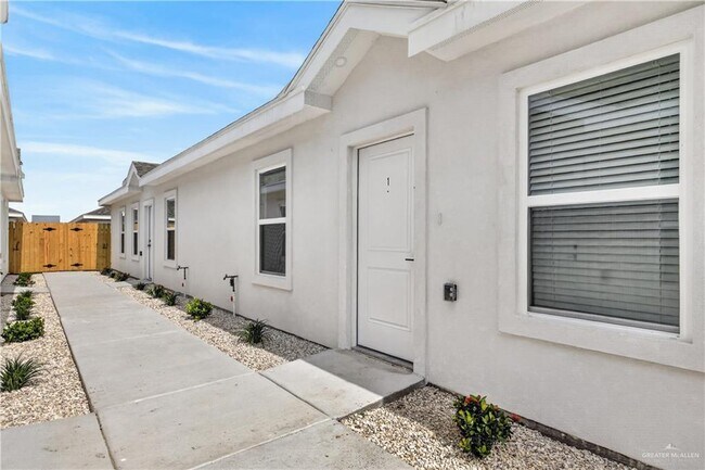 Foto del edificio - 12504 N 39th St