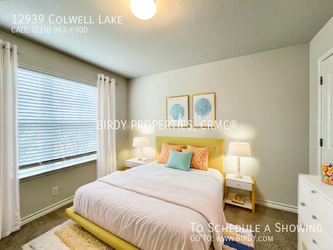 Foto del edificio - 12939 Colwell Lake