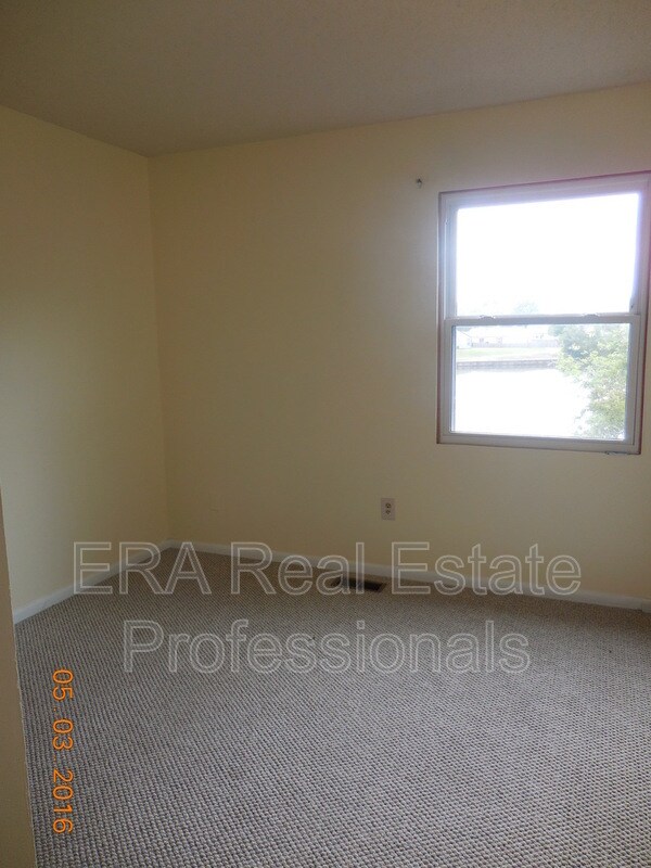 Building Photo - 1310 River Birch Run S