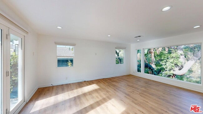 Foto del edificio - 3424 Oak Glen Dr