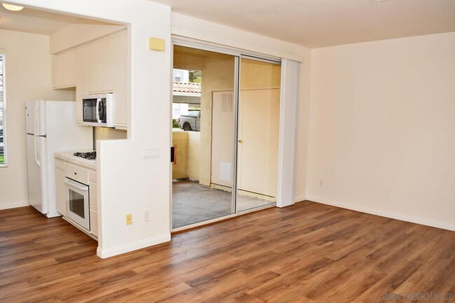 Building Photo - 12567 Ruette Alliante