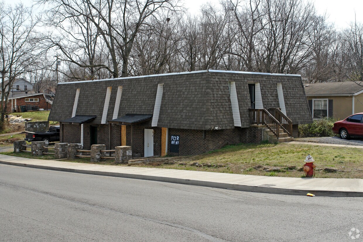 Building Photo - 738 29th Ave N