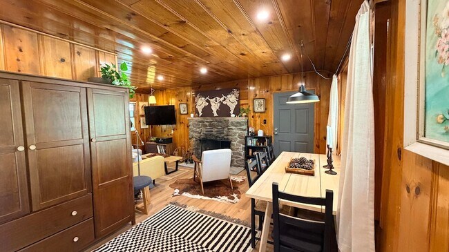 Foto del edificio - 53685 Country Club Dr