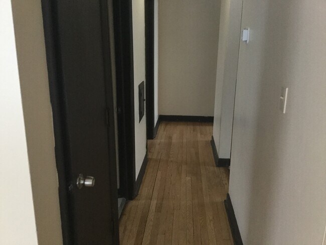 Foto del edificio - 3616 N 58th Blvd