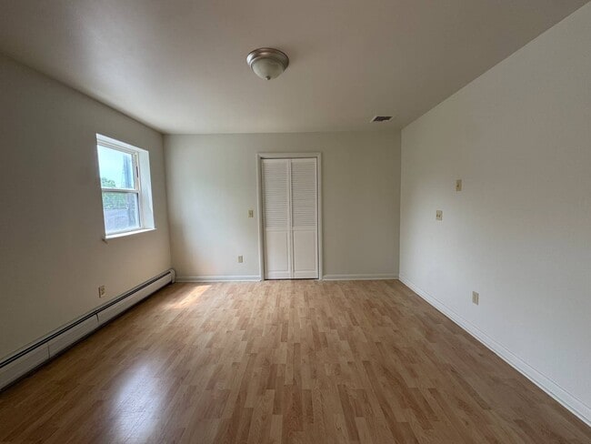 Building Photo - 3700 US-44