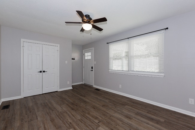 Building Photo - 718 Holloway St