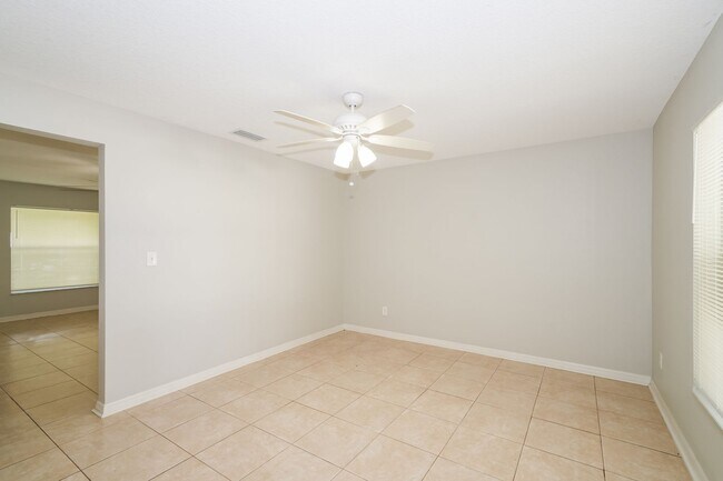 Foto del edificio - 3 BR/2.5BA | Newly Renovated Single Family Home | 2-Car Garage | Fenced backyard | In Ashley Pines!