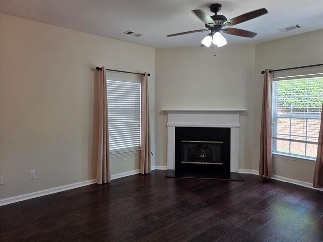 Foto del edificio - 1512 Rachel's Ridge NW
