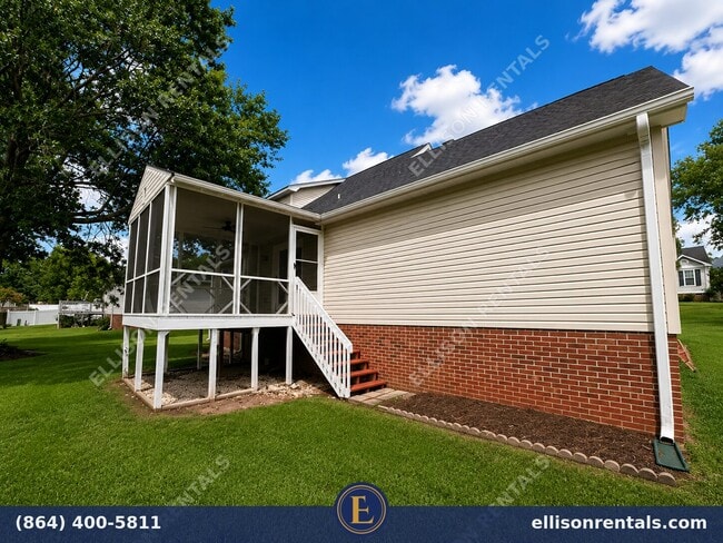 Building Photo - 310 Waterbury Ct