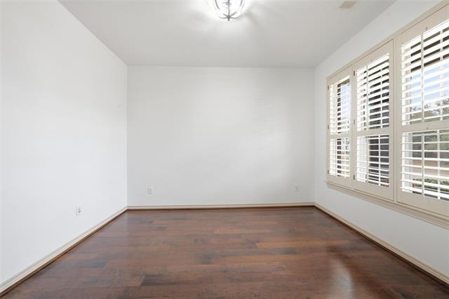 Foto del edificio - 12845 Homestretch Dr