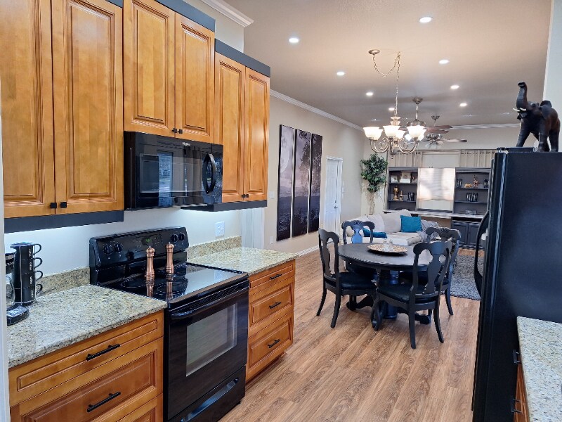 Foto principal - 292 Bear Creek Dr