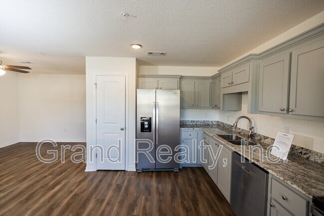 Foto del edificio - 6297 Holland Rd