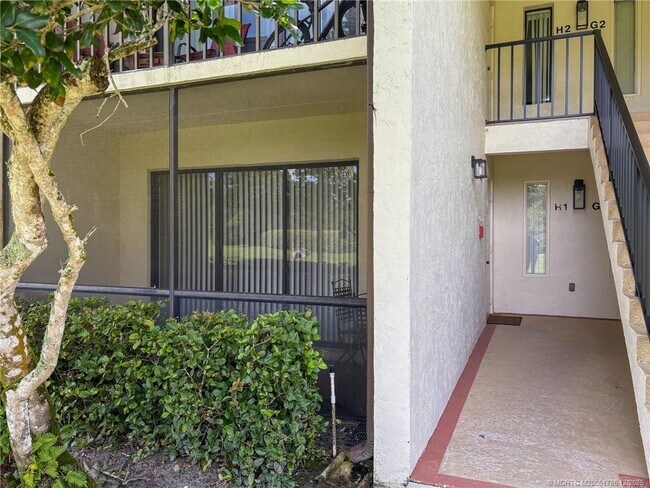 Foto del edificio - 1965 SW Silver Pine Way