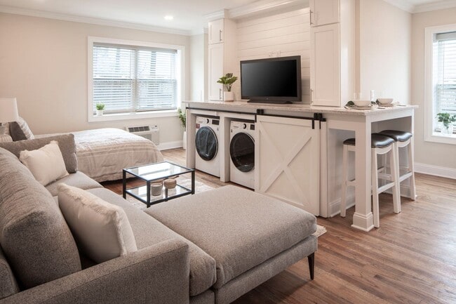 Interior Photo - The Parkview at Polifly: In-Unit Washer & ...