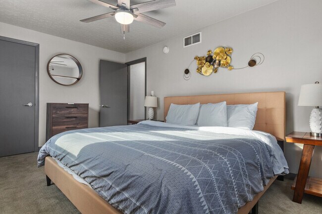 Building Photo - 1800 E Northland Ave