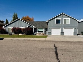 Building Photo - 3100 W Sheryl St