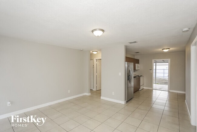 Building Photo - 4235 NW 167th Terrace