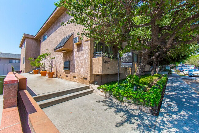 Building Photo - 1457 Butler Ave