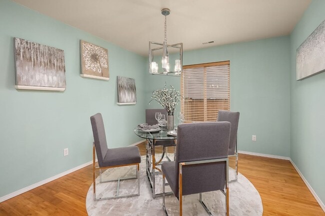 Building Photo - 4Bd/2.5Ba Snoqualmie House