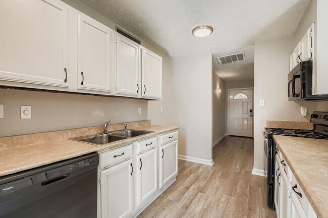 Foto del edificio - 226 Tara Plantation Dr