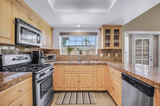 Building Photo - 42255 Barbados Way