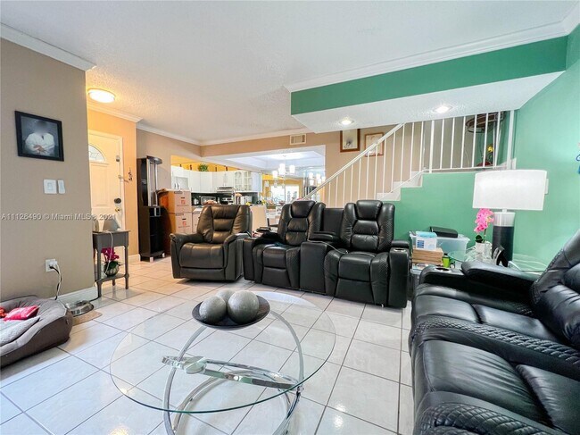 Building Photo - 11830 SW 19th Ln