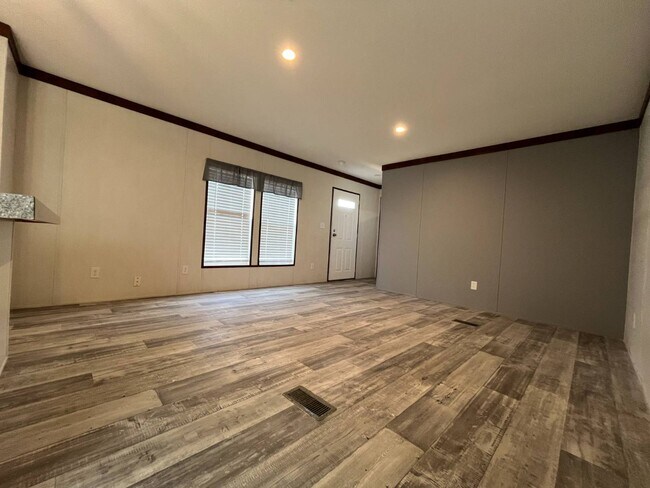 Foto del edificio - 3150 Plateau Dr